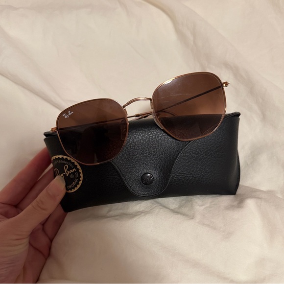 Ray-Ban Women\'s Brown Sunglasses